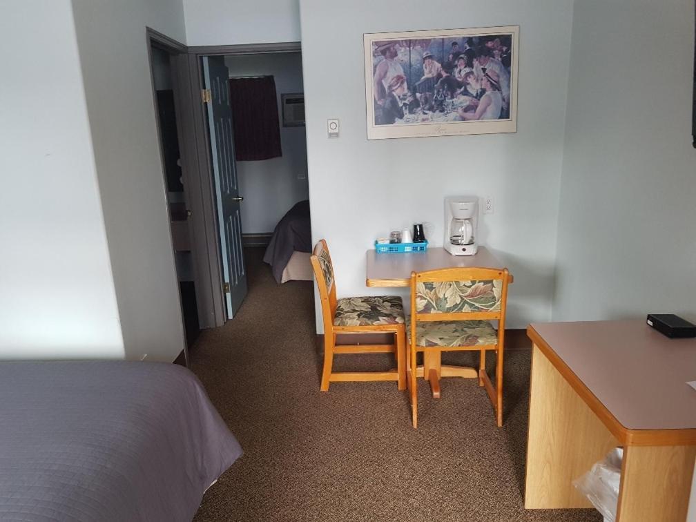 סיקמוס Anchor Riverfront Motel מראה חיצוני תמונה